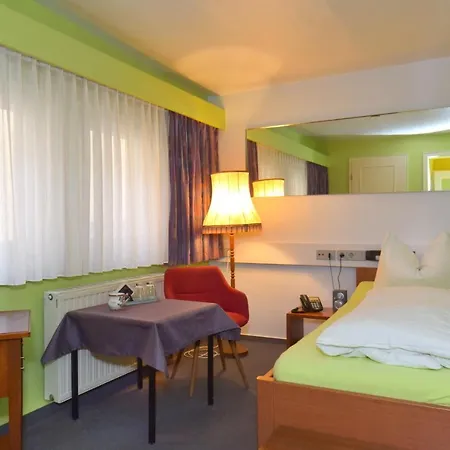 Hotel Goldene Sonne 3*